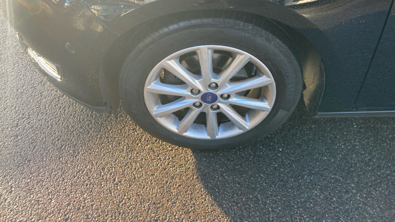 Ford Focus 1.0 EcoBoost 125 Titanium 5dr Petrol Hatchback